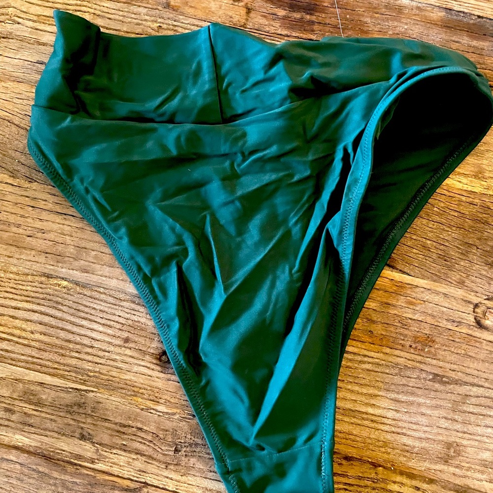 Green high waisted bikini bottoms!